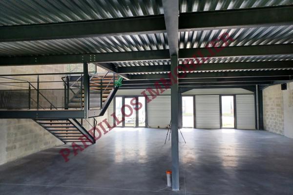 IFS - A vendre - LOCAL NEUF A USAGE DE BUREAUX - 340 m²