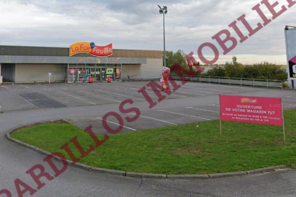 HAUMONT - A LOUER - Local commercial de 1660 m²