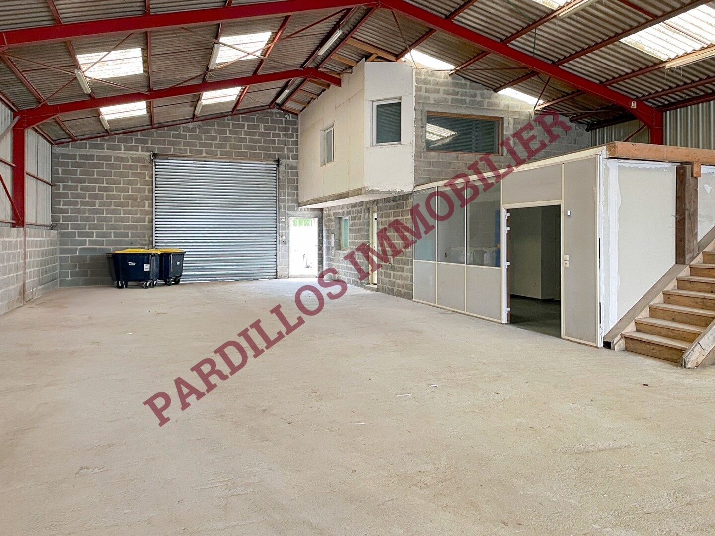 DOUVRES LA DELIVRANDE - A Vendre - LOCAL D'ACTIVITE - 340 m²
