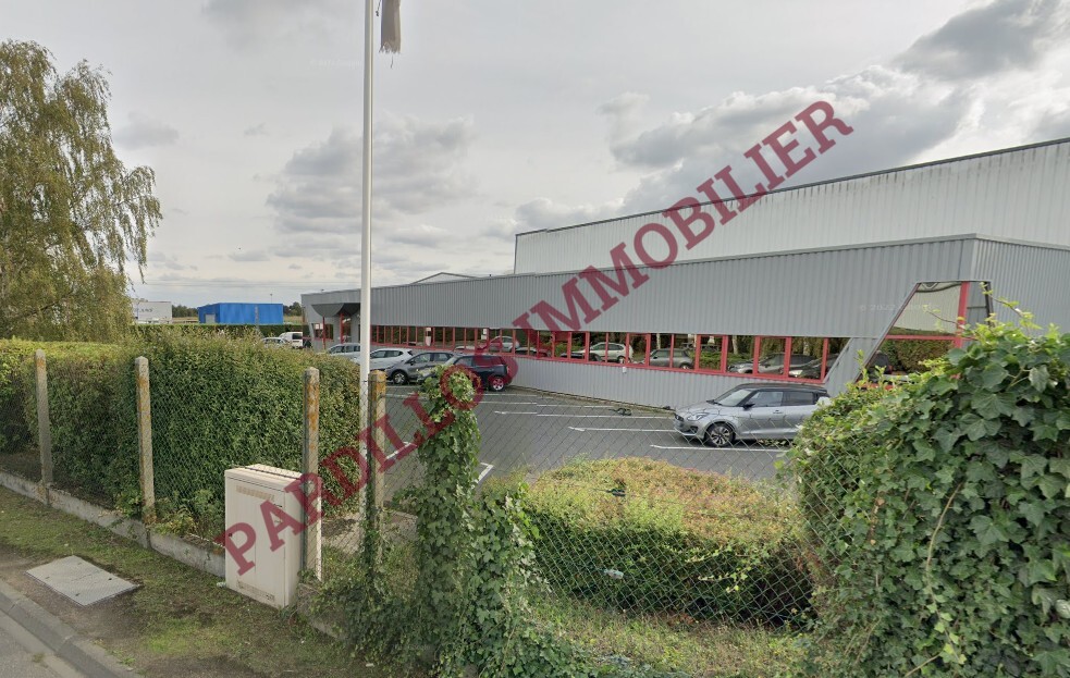 GRENTHEVILLE - A Louer - Local industriel - de 10 250 m² + surface extérieure de 20 000 m² env