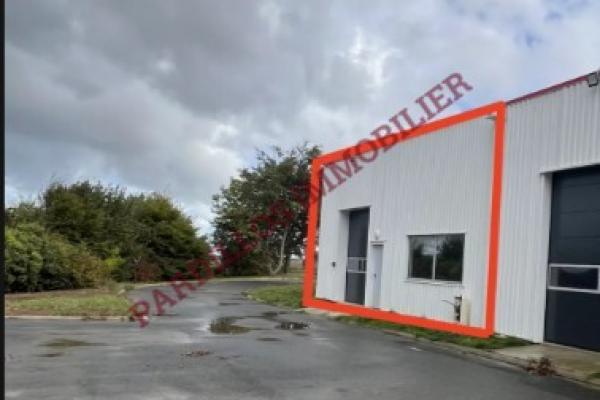 DOUVRES LA DELIVRANDE - Local Commercial de 208 m² - A Vendre