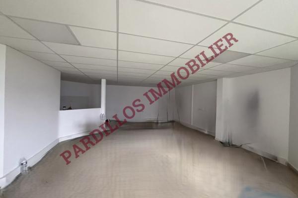 DOUVRES LA DELIVRANDE - Bureaux de 63.3 m² - A Vendre