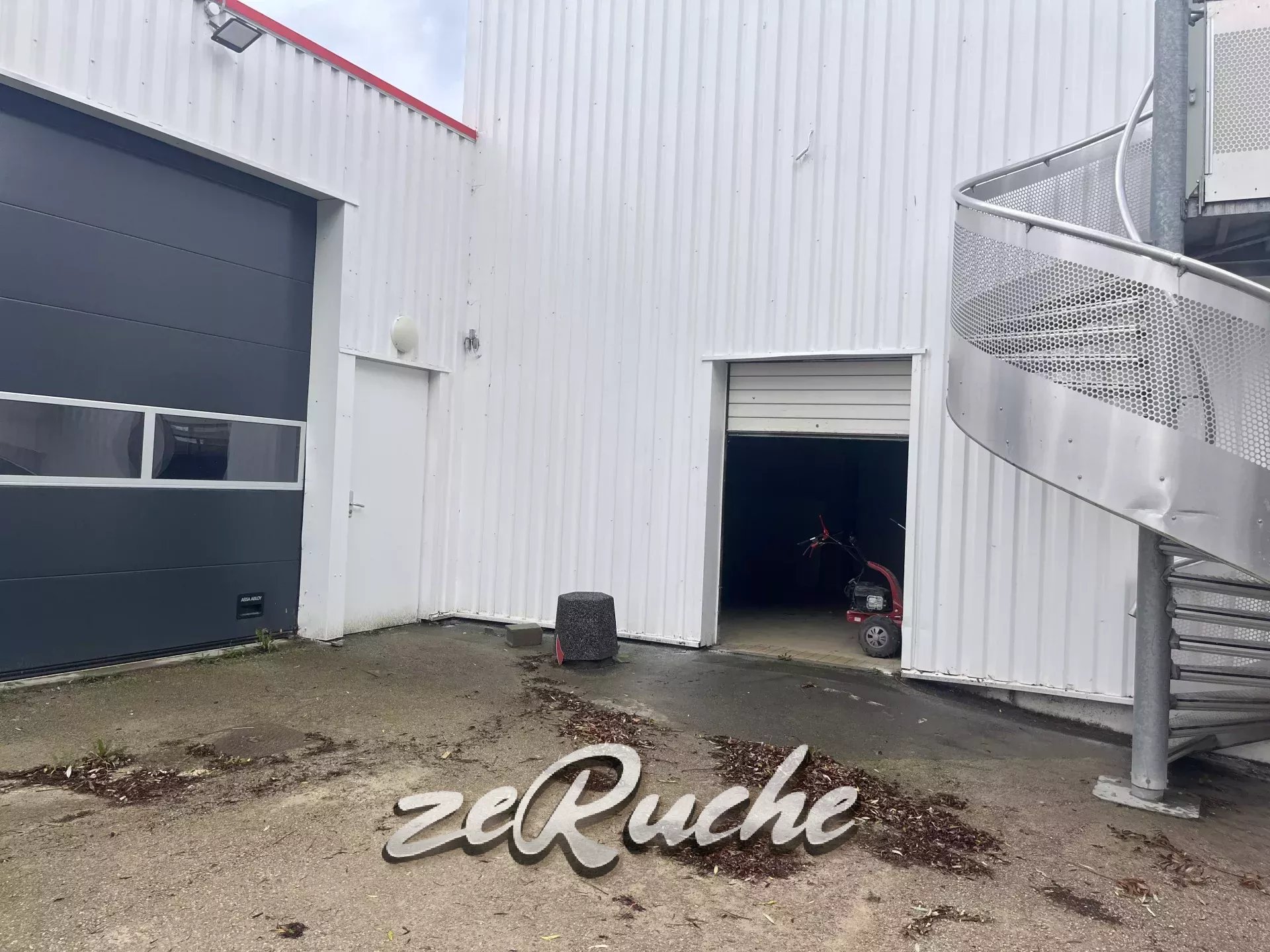 Locaux d’activité à vendre – Douvres-la-Délivrande