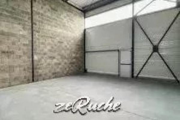 Espace commercial à louer à Saint-Lô